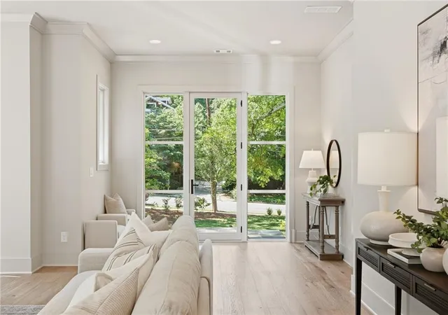 3rd image of 1585 S Ponce De Leon Avenue Ne, Unit #13, Atlanta, GA 30307 | MLS# 7815329