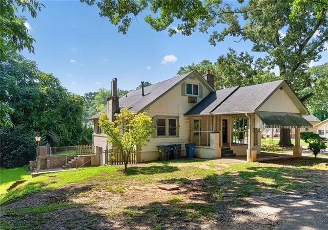 2nd image of 1885 Connally Dr, Atlanta, GA 30344 | MLS# 7825249