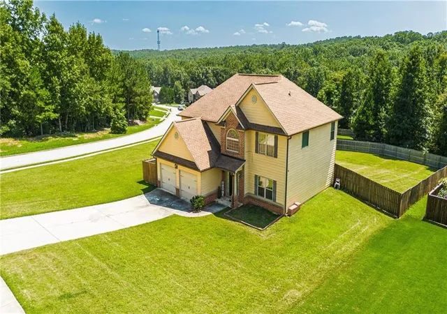Photo 2 of Single family home for sale at 2784 Oakmont Way, Monroe, GA 30656 | MLS# 7822500 | Listing updated on 2026-09-13