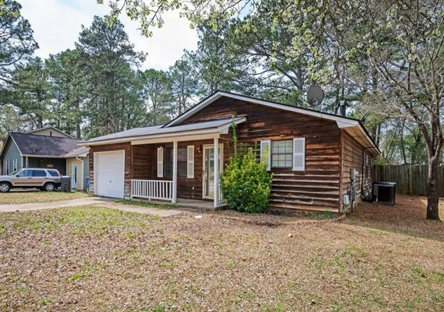 Photo 3 of Sale Pending at 6347 Steepleridge Ct, Riverdale, GA 30296 | MLS# 7781622 | Listing updated on 2026-09-29