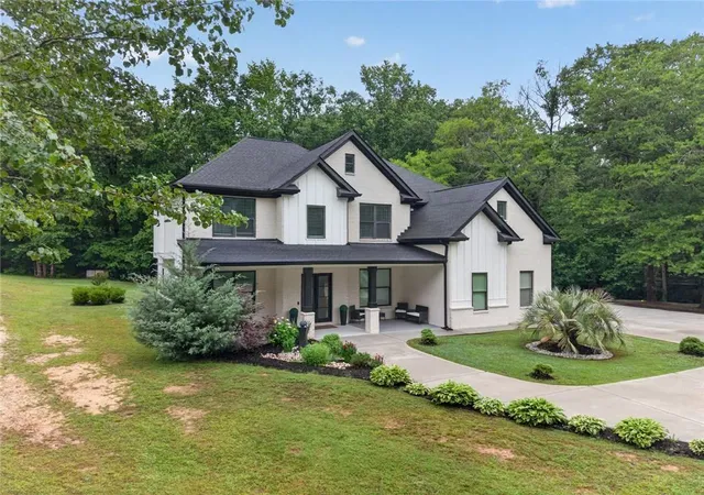4th image of 1260 Old Victron School Rd, Hoschton, GA 30548 | MLS# 7777948