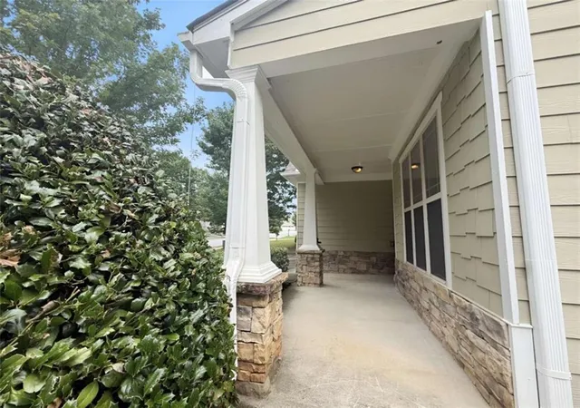 Photo 3 of Sale Pending at 1704 Wilford Dr, Lawrenceville, GA 30043 | MLS# 7810665 | Listing updated on 2026-10-04