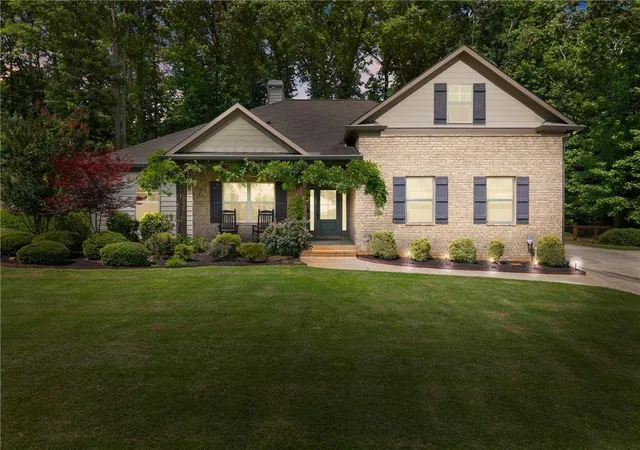 Homes for sale in Dawsonville, GA | 67 Blue Sky Dr, Dawsonville, GA 30534 | MLS# 7783646