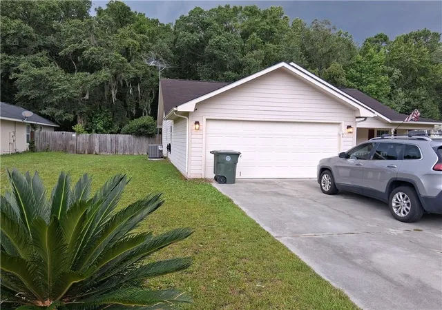 Photo 2 of Single family home for sale at 108 Lake Palms Dr, Kingsland, GA 31548 | MLS# 7795793 | Listing updated on 2026-09-12