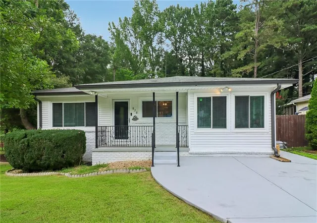 Photo 1 of Sale Pending at 870 Scott Ln Sw, Marietta, GA 30008 | MLS# 7804496 | Listing updated on 2026-08-14