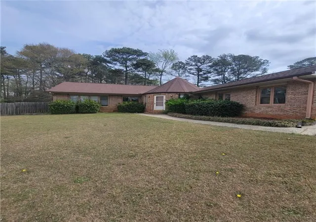2nd image of 3348 Concord Cor Se, Conyers, GA 30013 | MLS# 7726639