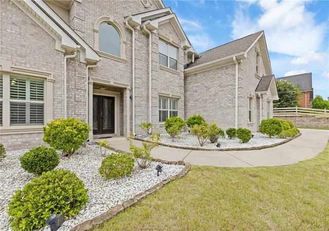 4th image of 1837 Christopher Dr, Conyers, GA 30094 | MLS# 7789058