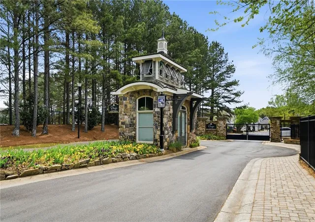 Homes for sale in Woodstock, GA | 408 Falling Water Ave, Woodstock, GA 30189 | MLS# 7748489