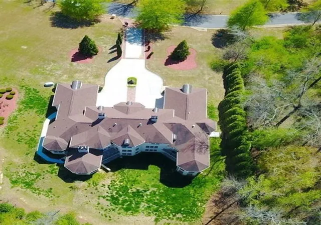 Homes for sale in Atlanta, GA | 6915 Prestons Ests, Atlanta, GA 30349 | MLS# 7756566