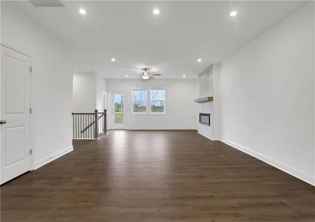 Homes for sale in Sugar Hill, GA | 6005 Haviland Aly, Sugar Hill, GA 30518 | MLS# 7802913