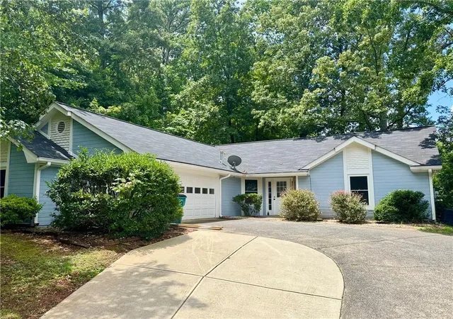 Photo 1 of Single family home for sale at 471 Springfield Dr, Woodstock, GA 30188 | MLS# 7805491 | Listing updated on 2026-08-27