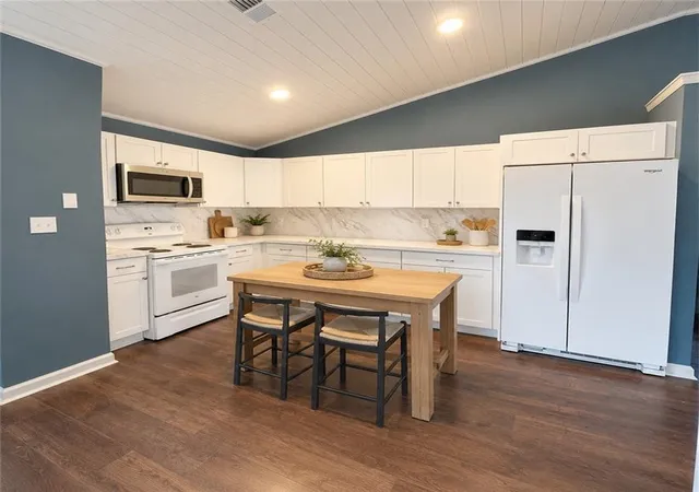 Photo 3 of Single family home for sale at 471 Springfield Dr, Woodstock, GA 30188 | MLS# 7805491 | Listing updated on 2026-08-27
