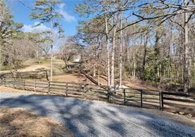 5th image of 428 Dogwood Dr, Canton, GA 30114 | MLS# 7812606