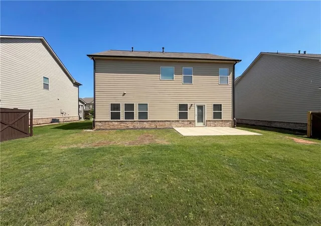 Photo 4 of Single family home for sale at 158 Mitchem Crk Dr, Loganville, GA 30052 | MLS# 7791789 | Listing updated on 2026-09-20