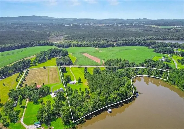 1st image of 1895 County Road 78, Centre, AL 35960 | MLS# 7818595