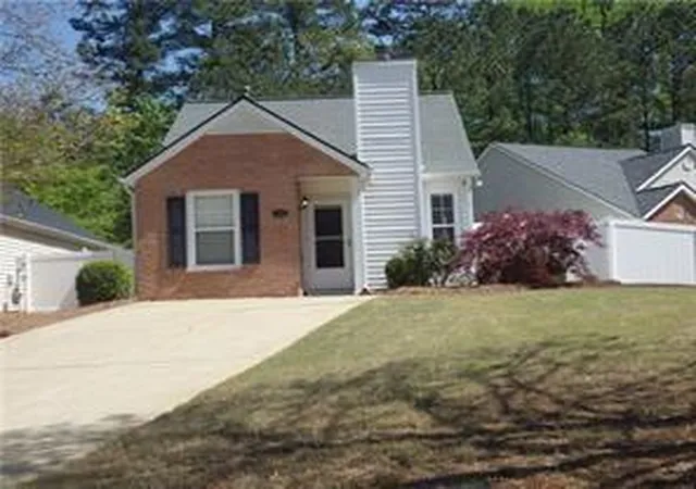 Photo 1 of Sale Pending at 100 Kincade Ct, Woodstock, GA 30188 | MLS# 7810955 | Listing updated on 2026-08-17