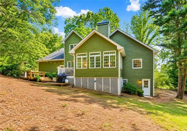 2nd image of 197 Summer Rd, Clarkesville, GA 30523 | MLS# 7822824