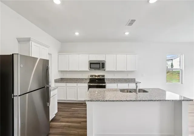 3rd image of 78 Ellenore Dr, Bethlehem, GA 30620 | MLS# 7812613