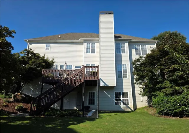Photo 3 of Single family home for sale at 3285 Emma Marie Pl, Buford, GA 30519 | MLS# 7830339 | Listing updated on 2026-09-03