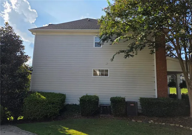 Photo 4 of Single family home for sale at 3285 Emma Marie Pl, Buford, GA 30519 | MLS# 7830339 | Listing updated on 2026-09-03