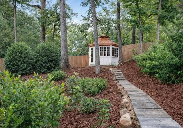 56th image of 3230 W Andrews Dr, Atlanta, GA 30305 | MLS# 7819742