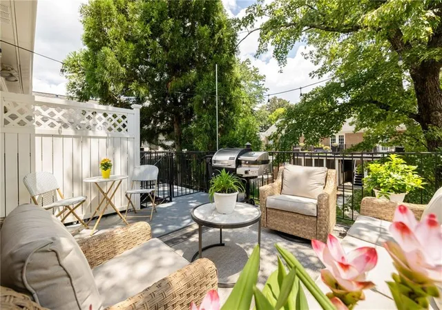 Photo 2 of Condo for sale at 1101 Collier Rd NW #R4, Atlanta, GA 30318 | MLS# 7819233 | Listing updated on 2026-08-14