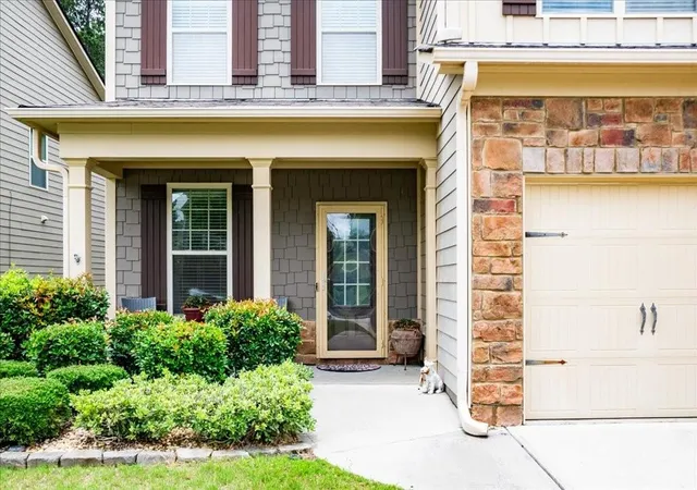 Photo 3 of Sale Pending at 7306 Parkland Bnd, Fairburn, GA 30213 | MLS# 7794061 | Listing updated on 2026-09-28