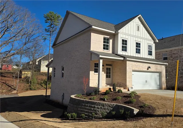 1st image of 120 Poplar St, Buford, GA 30518 | MLS# 7645694