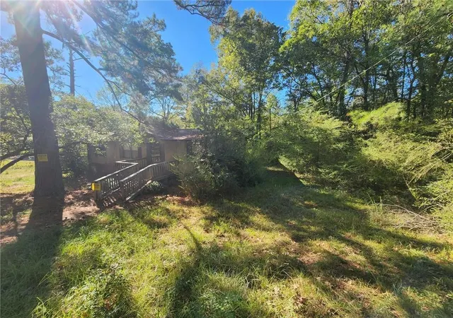 Photo 3 of Sale Pending at 2281 Carr Rd Ne, Conyers, GA 30012 | MLS# 7814938 | Listing updated on 2026-09-24