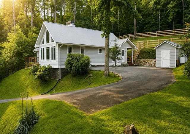 4th image of 221 Reece Creek Rd W, Blairsville, GA 30512 | MLS# 7778676