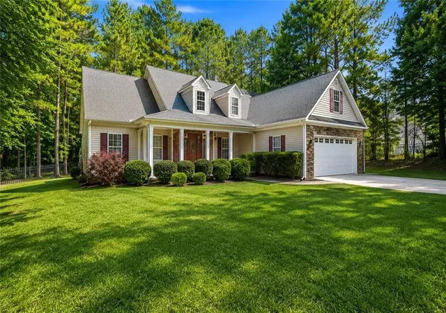 Photo 2 of Single family home for sale at 8876 Camp Tree Ct, Winston, GA 30187 | MLS# 7802288 | Listing updated on 2026-09-10
