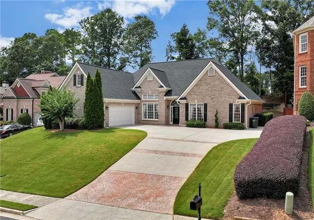 Photo 3 of Single family home for sale at 1748 Honey Tree Pl, Hoschton, GA 30548 | MLS# 7803769 | Listing updated on 2026-10-02