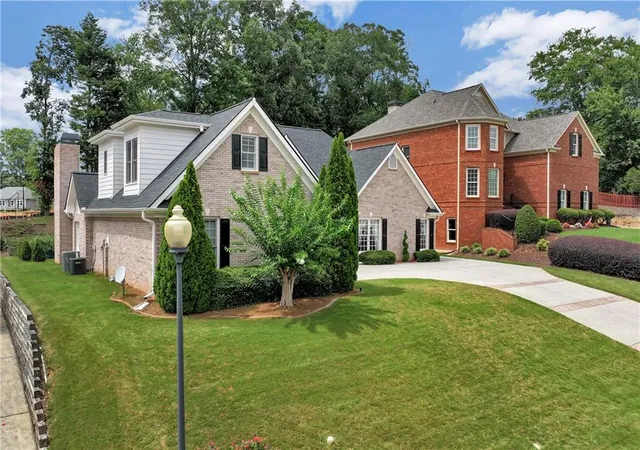 Photo 3 of Single family home for sale at 1748 Honey Tree Pl, Hoschton, GA 30548 | MLS# 7803769 | Listing updated on 2026-10-02