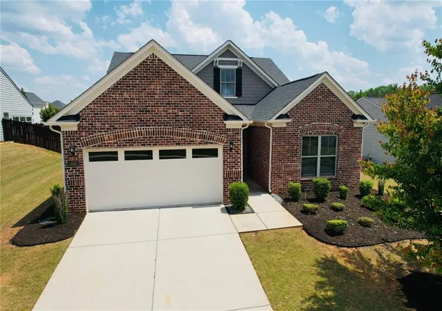 Homes for sale in Peachtree City, GA | 406 Southbridge Pass, Peachtree City, GA 30269 | MLS# 7656318