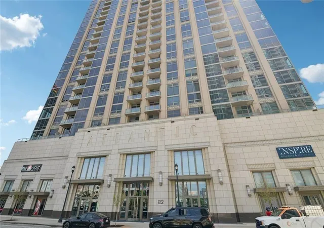 2nd image of 270 17th St Nw #2010, Atlanta, GA 30363 | MLS# 7758806