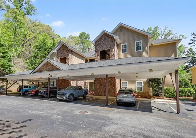 5th image of 146 Gleneagle Ct, Clayton, GA 30525