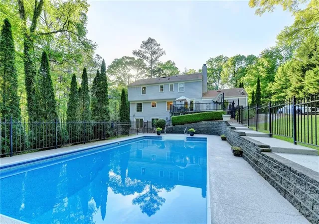 Photo 1 of Single family home for sale at 151 Shadowlawn Rd Se, Marietta, GA 30067 | MLS# 7757468 | Listing updated on 2026-07-21