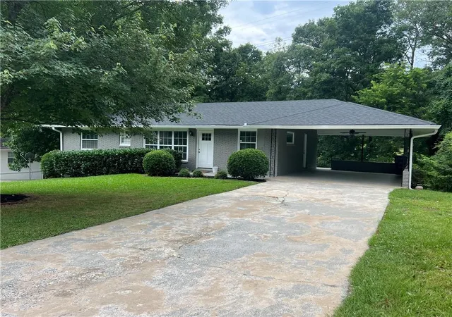 Photo 1 of Single family home for sale at 2329 Elmwood Cir Se, Atlanta, GA 30339 | MLS# 7813010 | Listing updated on 2026-09-15
