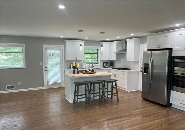 Photo 3 of Single family home for sale at 2329 Elmwood Cir Se, Atlanta, GA 30339 | MLS# 7813010 | Listing updated on 2026-09-15