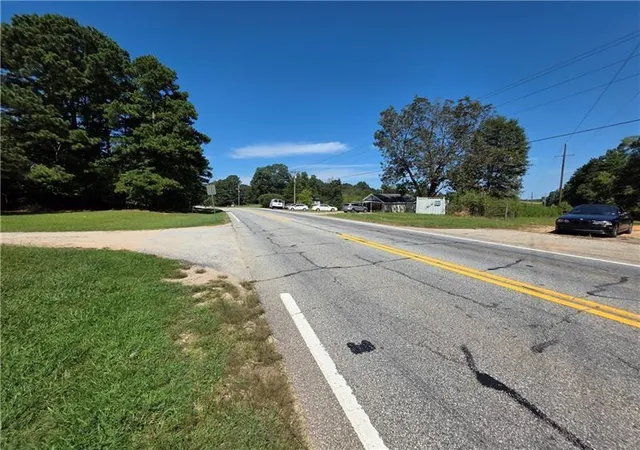 Homes for sale in Braselton, GA | 7068 Hwy 53 Hwy, Braselton, GA 30517 | MLS# 7769878