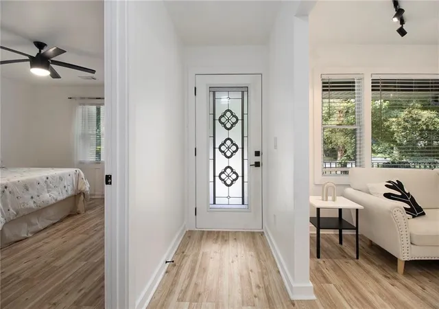 3rd image of 2537 Baker Rd Nw, Atlanta, GA 30318 | MLS# 7714730