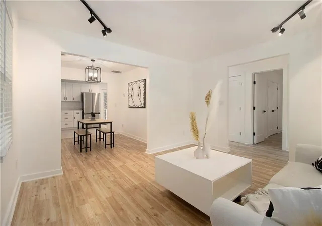 5th image of 2537 Baker Rd Nw, Atlanta, GA 30318 | MLS# 7714730