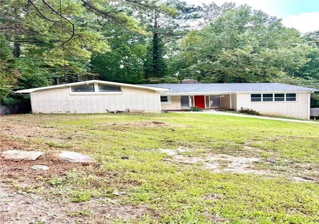 3rd image of 2924 Handy Dr Nw, Atlanta, GA 30318 | MLS# 7681401