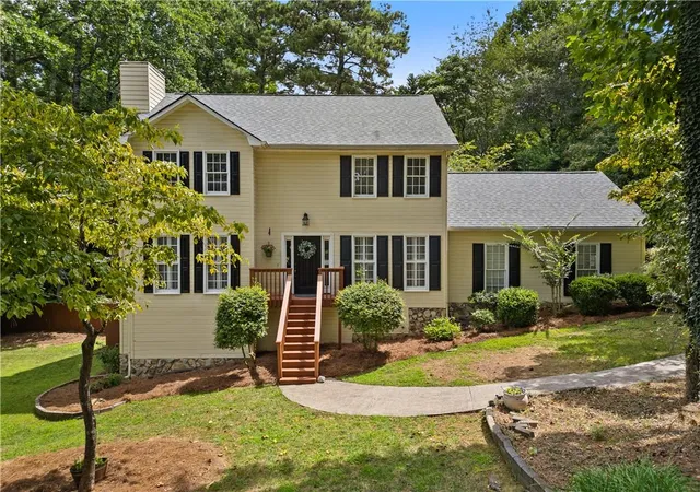 Photo 3 of Single family home for sale at 303 Gantt Tr, Woodstock, GA 30188 | MLS# 7810064 | Listing updated on 2026-09-16