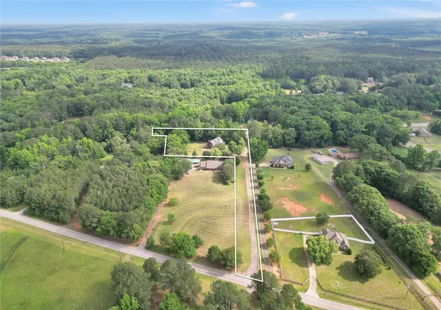 Photo 3 of Sale Pending at 1731 Snapping Shls Rd, Mcdonough, GA 30252 | MLS# 7821764 | Listing updated on 2026-08-28