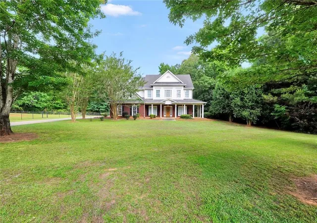 Photo 4 of Sale Pending at 1731 Snapping Shls Rd, Mcdonough, GA 30252 | MLS# 7821764 | Listing updated on 2026-08-28