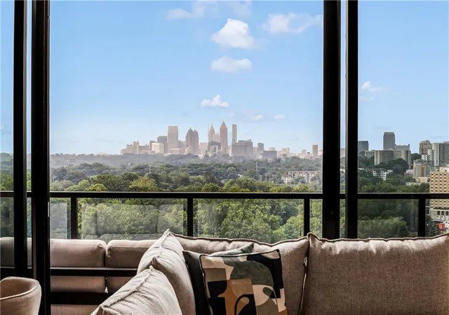 5th image of 2425 Peachtree Rd Ne #1406, Atlanta, GA 30305 | MLS# 7777265