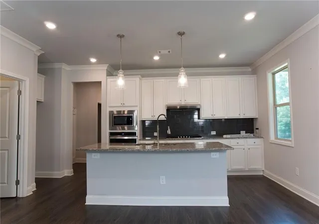 3rd image of 4652 Silver Oak Dr Sw, Gainesville, GA 30504 | MLS# 7792727