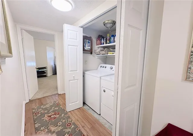 Listing Photo 4 - Condo for sale in building located at 2937 Torreya Wy, Marietta, GA 30067