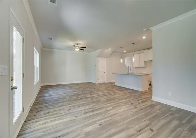 Photo 3 of Sale Pending at 3760 Ivy Cottage Dr, Snellville, GA 30039 | MLS# 7782531 | Listing updated on 2026-08-24